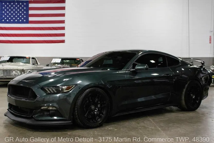 2015 Ford Mustang GT Premium photo 1