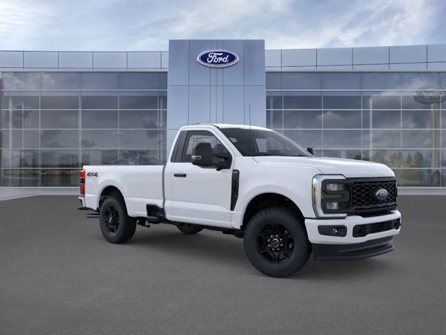 2025 Ford F-350 photo 1