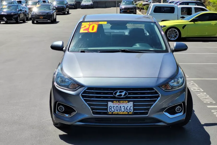 2020 Hyundai Accent SEL photo 1