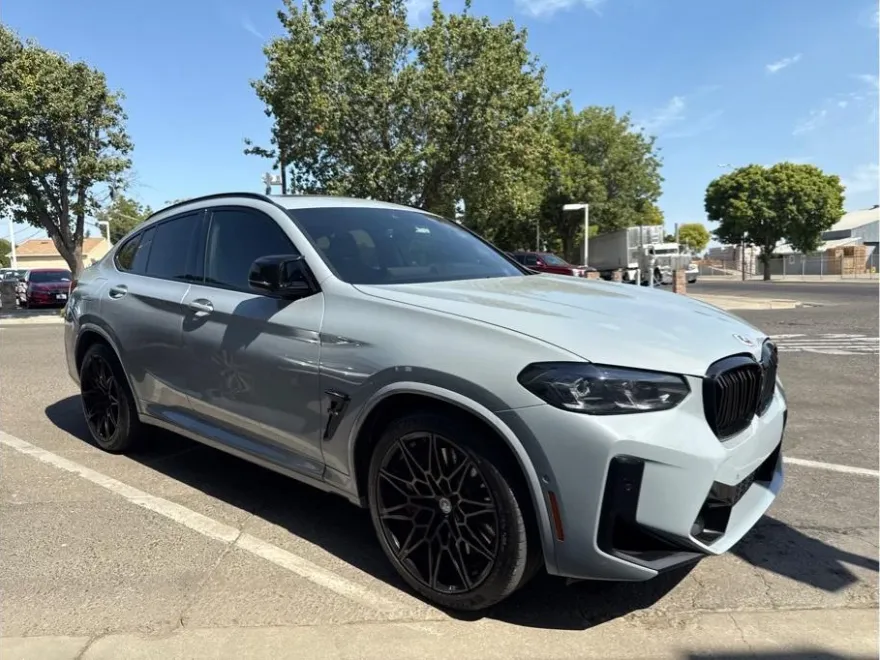 2023 Bmw X4 photo 1