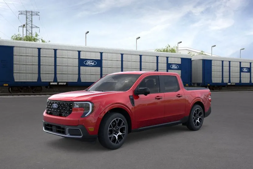 2025 Ford Maverick Lariat photo 1