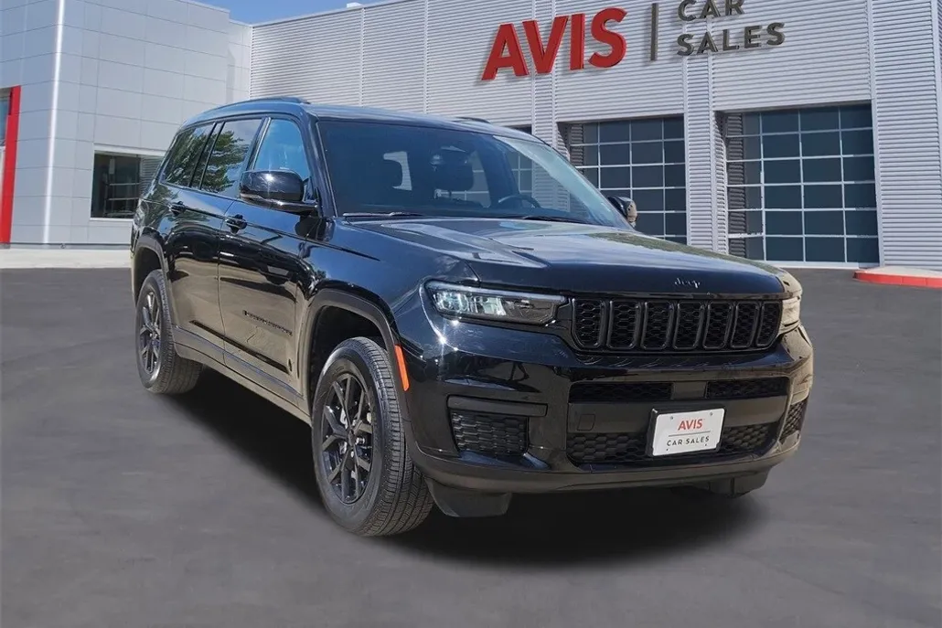 2024 Jeep Grand Cherokee Laredo photo 1