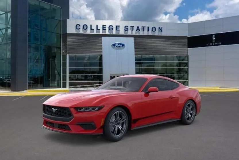 2025 Ford Mustang photo 1