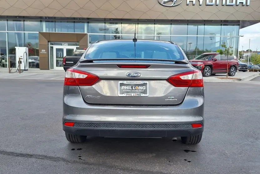 2014 Ford Focus SE photo 1