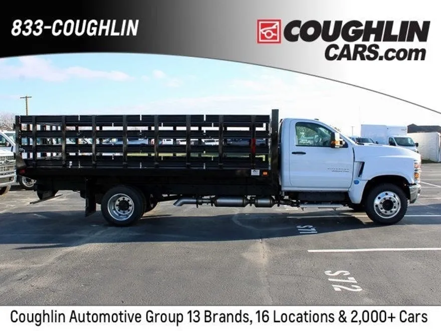 2024 Chevrolet Silverado 5500HD Work Truck photo 1