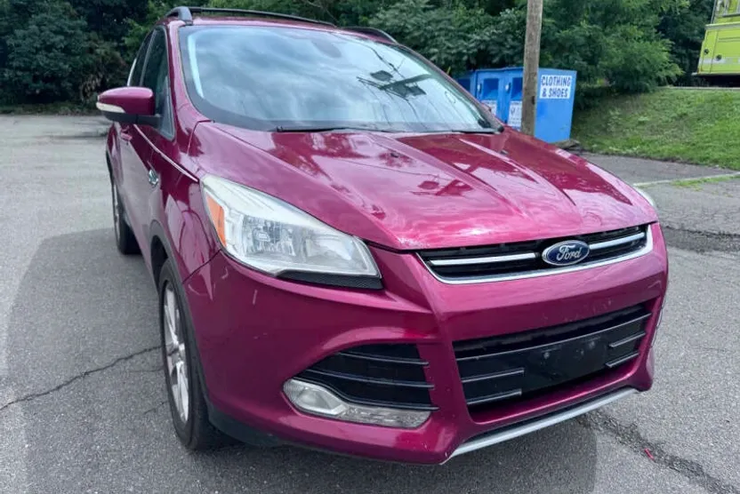 2013 Ford Escape SEL photo 1