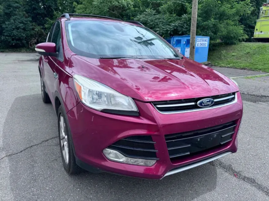 2013 Ford Escape SEL photo 1