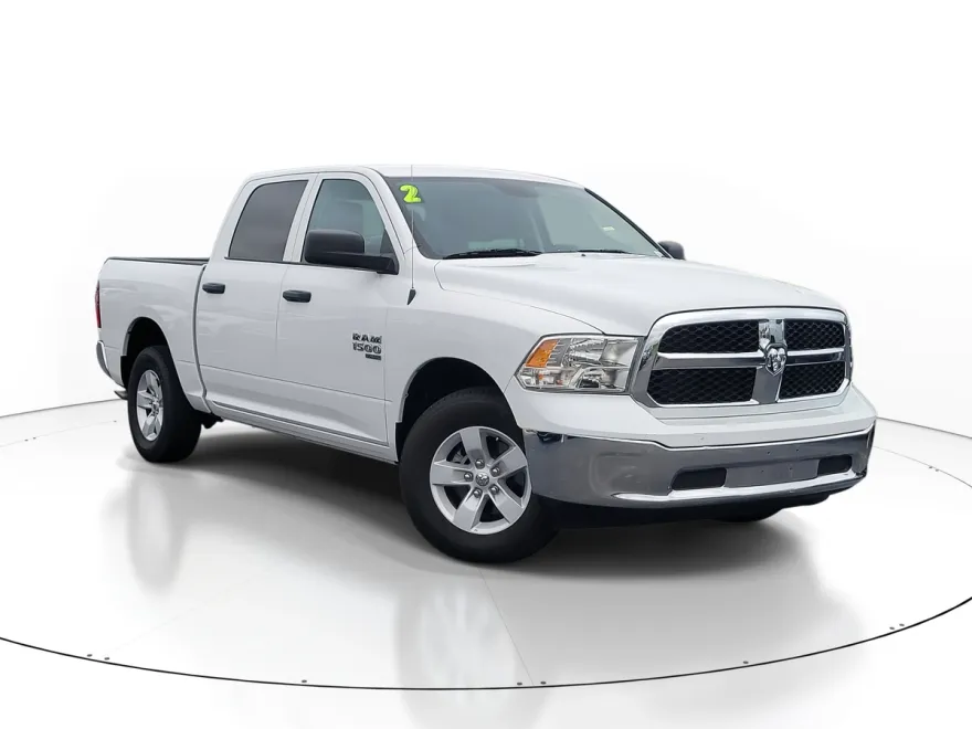 2022 Ram 1500 Classic SLT photo 1