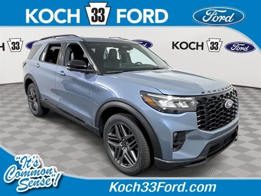 2025 Ford Explorer ST-Line photo 1