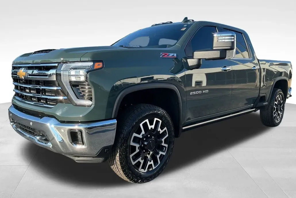 2025 Chevrolet Silverado 2500HD LTZ photo 1