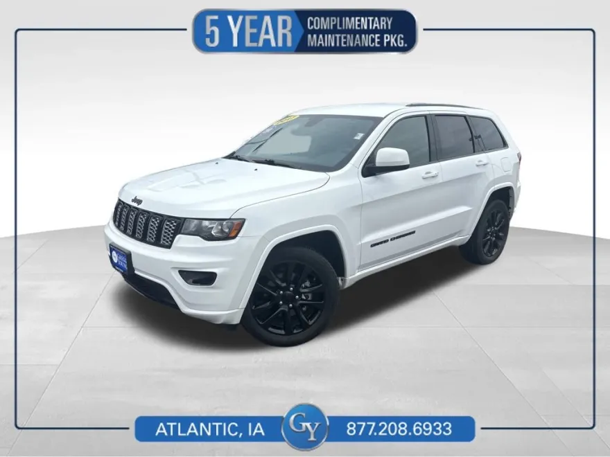 2017 Jeep Grand Cherokee Altitude photo 1