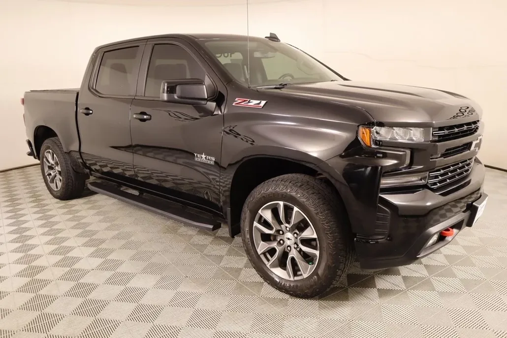 2022 Chevrolet Silverado 1500 RST photo 1