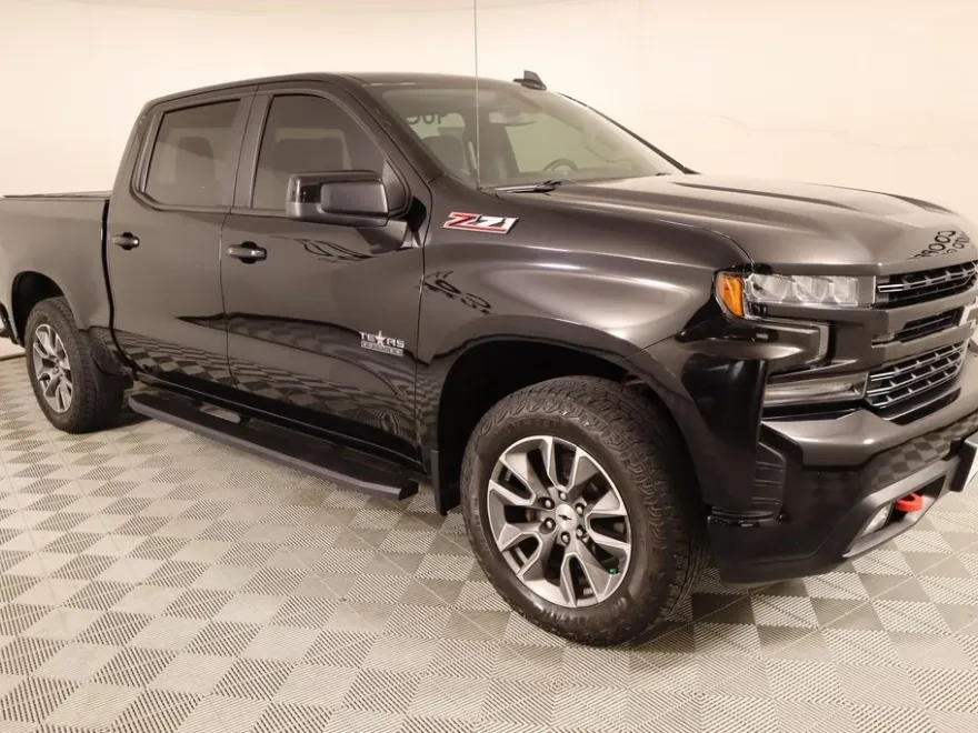 2022 Chevrolet Silverado 1500 RST photo 1
