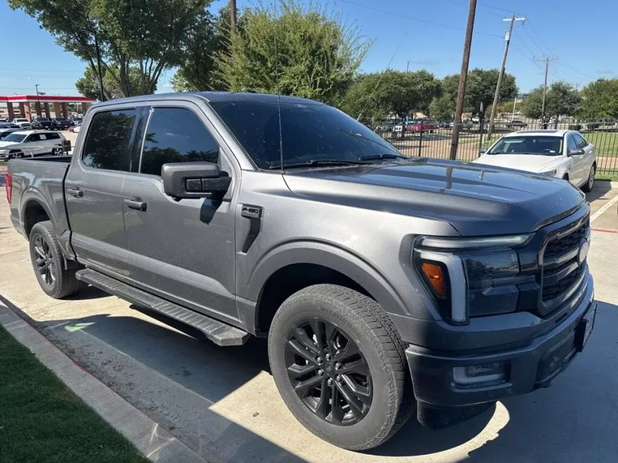 2024 Ford F-150 Lariat photo 1