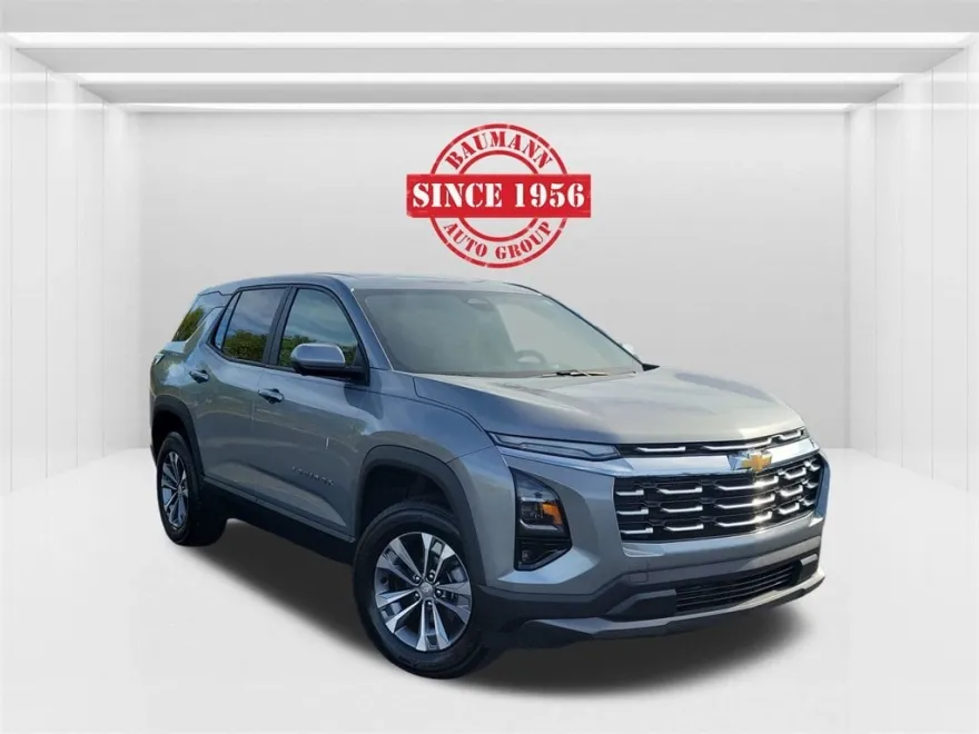 2025 Chevrolet Equinox LT photo 1