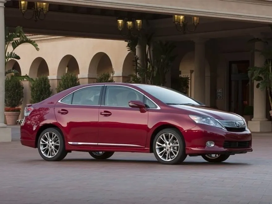 2010 Lexus HS 250h photo 1