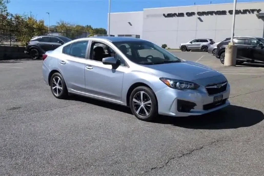 2019 Subaru Impreza 2.0i Premium photo 1