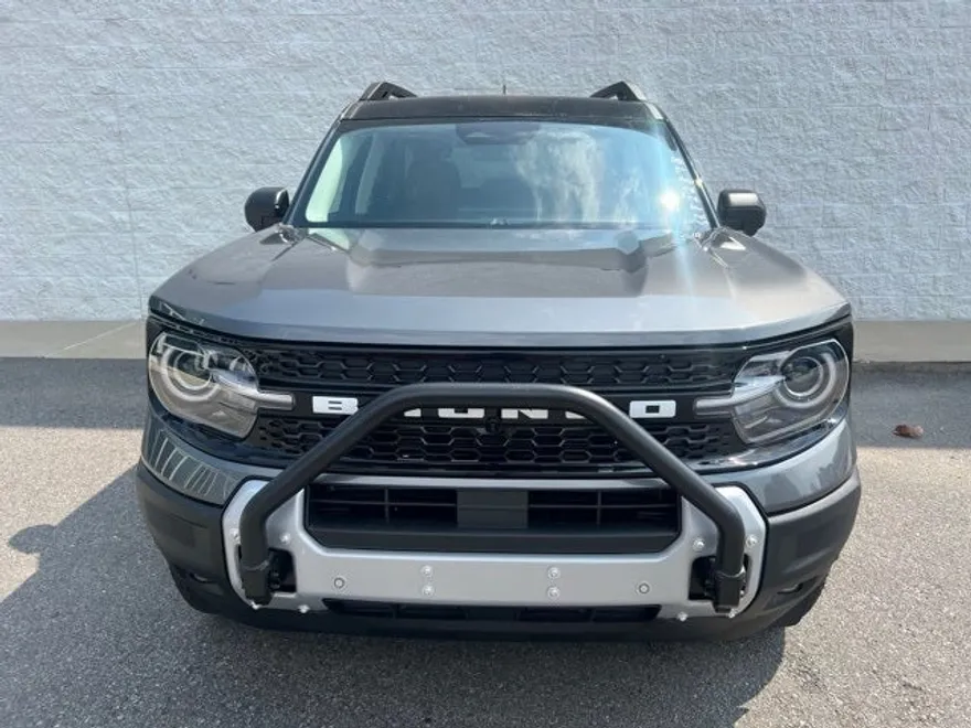 2025 Ford Bronco Sport Outer Banks photo 1