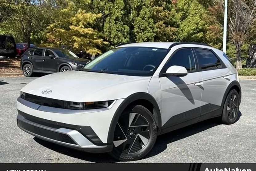 2025 Hyundai Ioniq 5 SEL photo 1