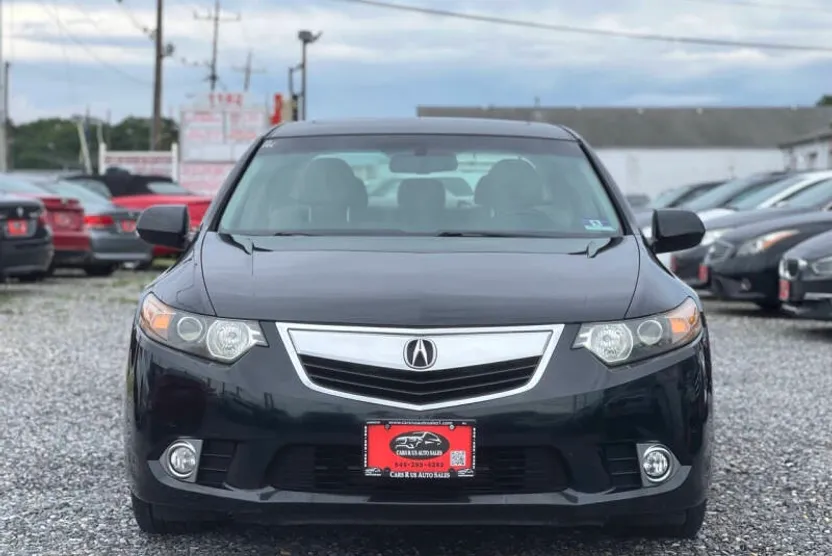 2011 Acura TSX photo 1