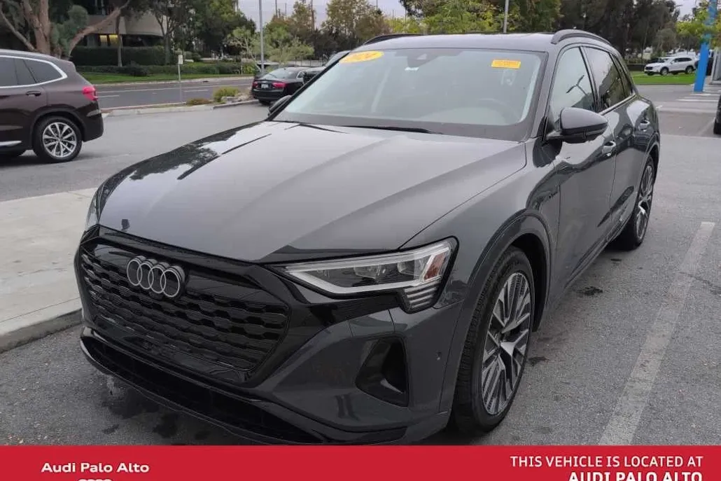 2024 Audi Q8 E-tron Premium Plus photo 1