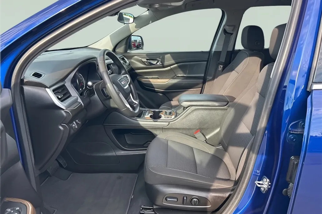 2023 Gmc Acadia SLE photo 1