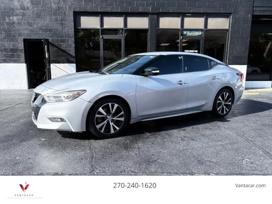 2018 Nissan Maxima SV photo 1