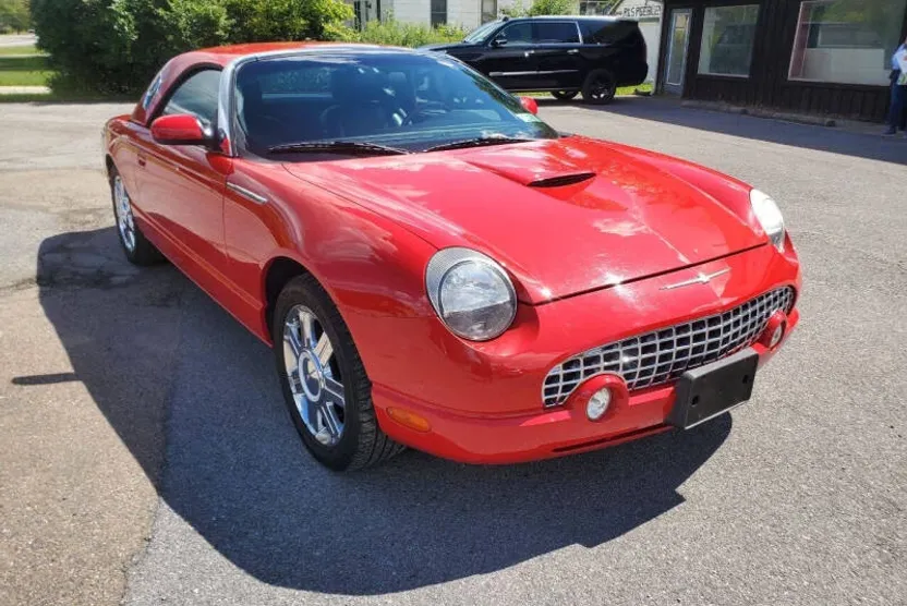 2005 Ford Thunderbird Deluxe photo 1