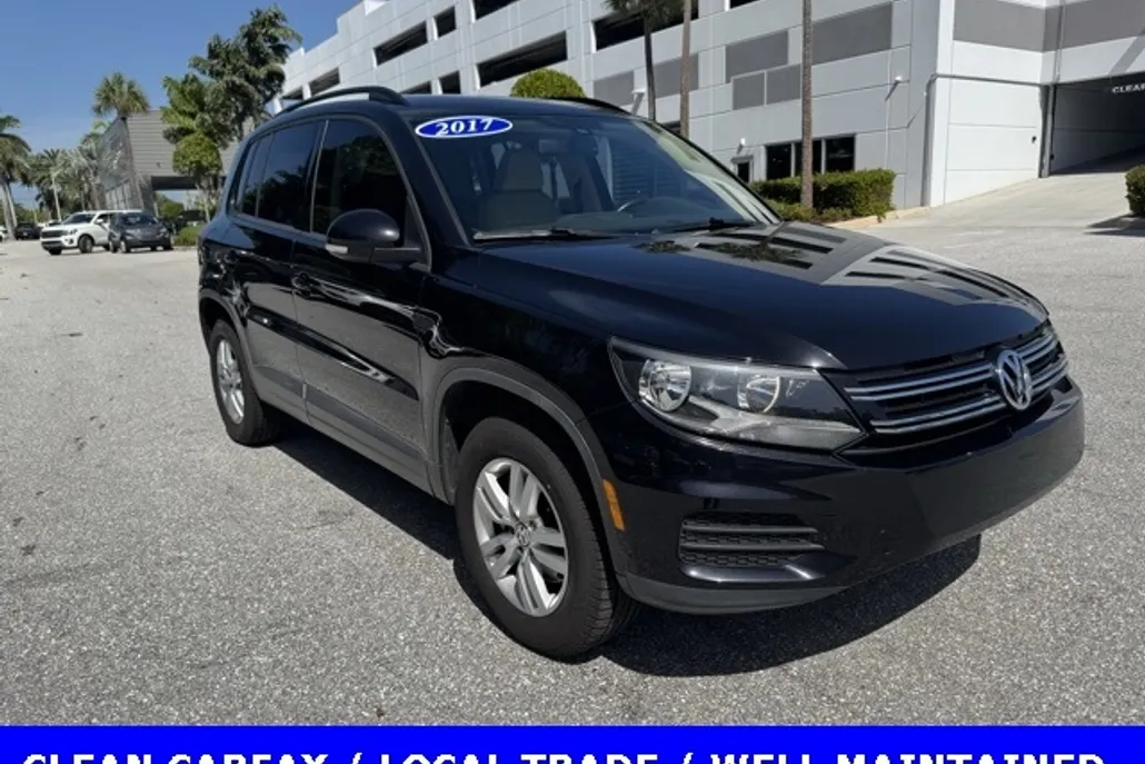 2017 Volkswagen Tiguan S photo 1