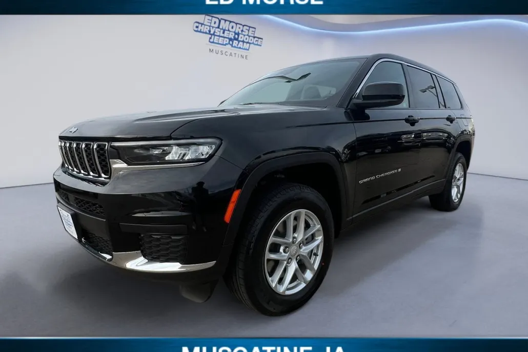 2025 Jeep Grand Cherokee Laredo X photo 1