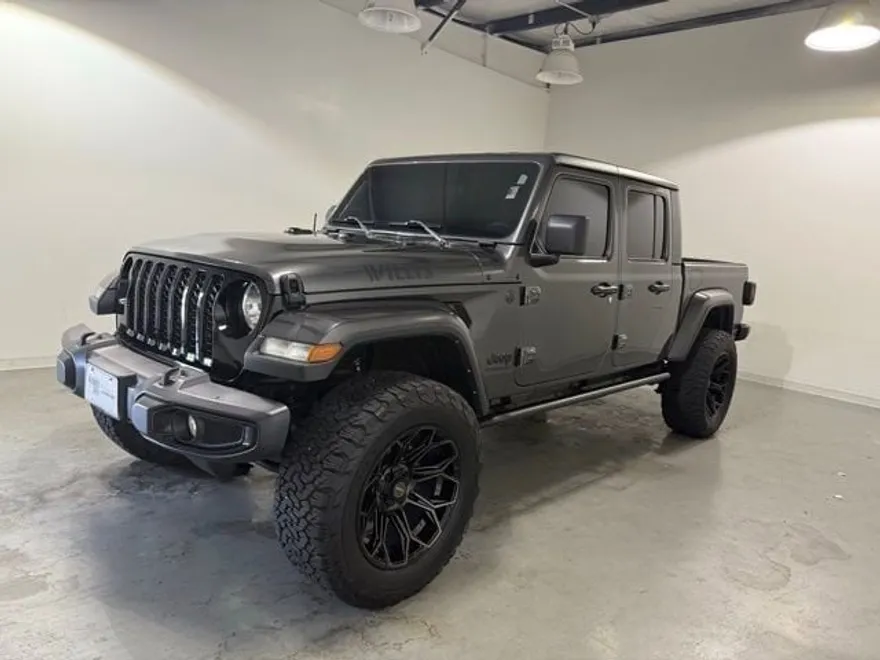 2022 Jeep Gladiator Willys Sport photo 1