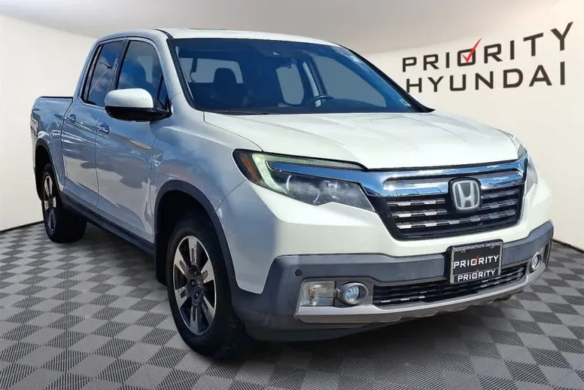 2017 Honda Ridgeline RTL-E photo 1