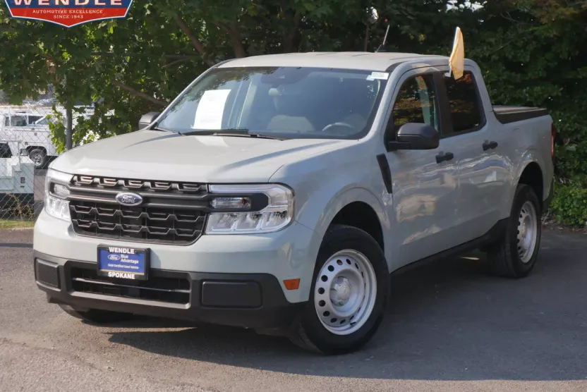 2024 Ford Maverick XL photo 1