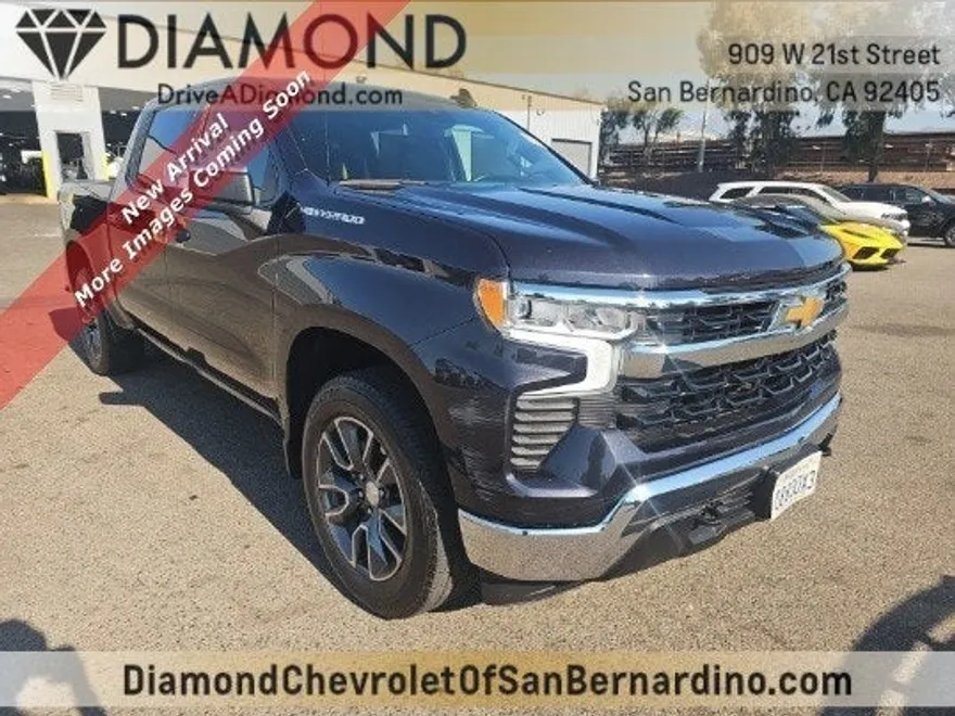 2023 Chevrolet Silverado 1500 LT photo 1
