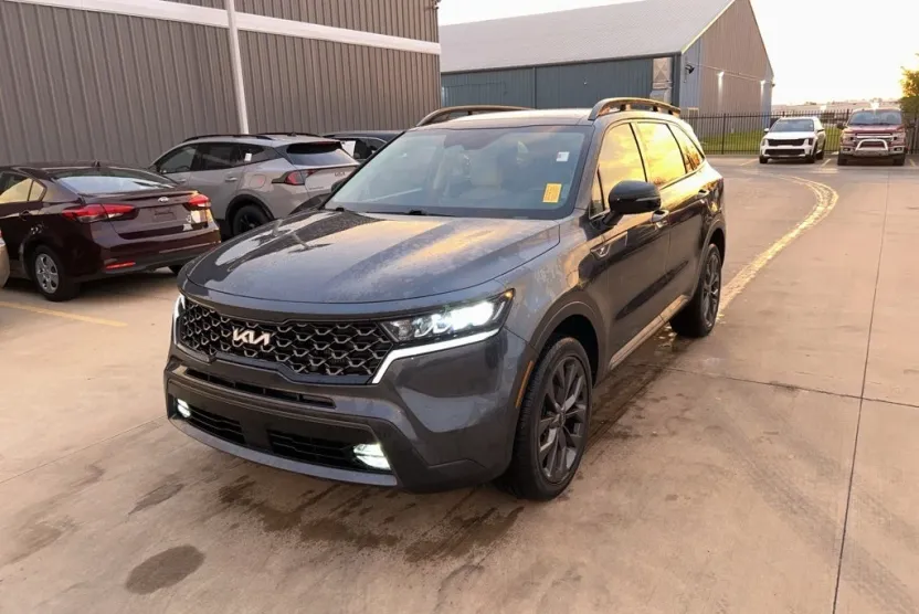 2023 Kia Sorento X-Line EX photo 1