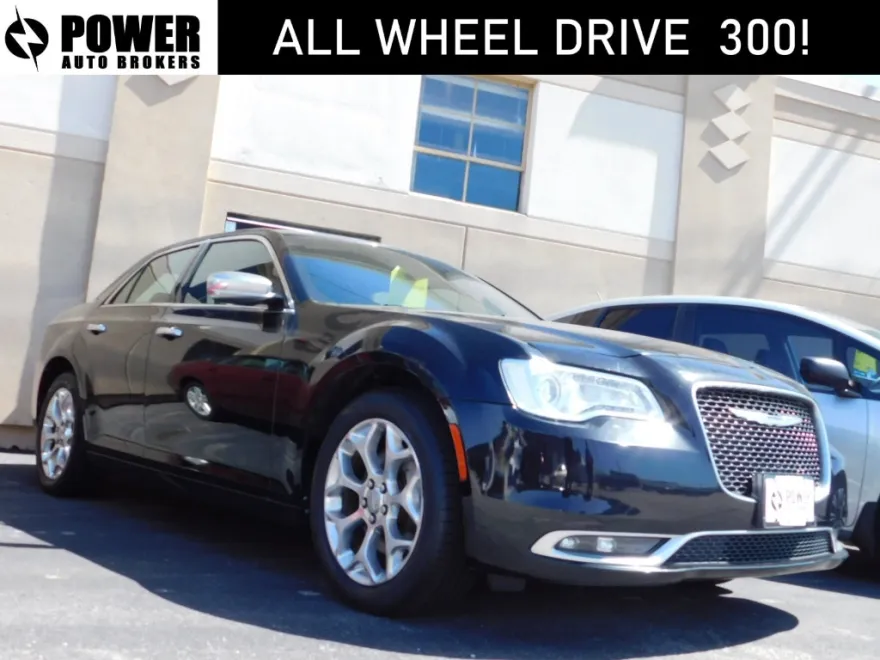 2016 Chrysler 300 C Platinum photo 1