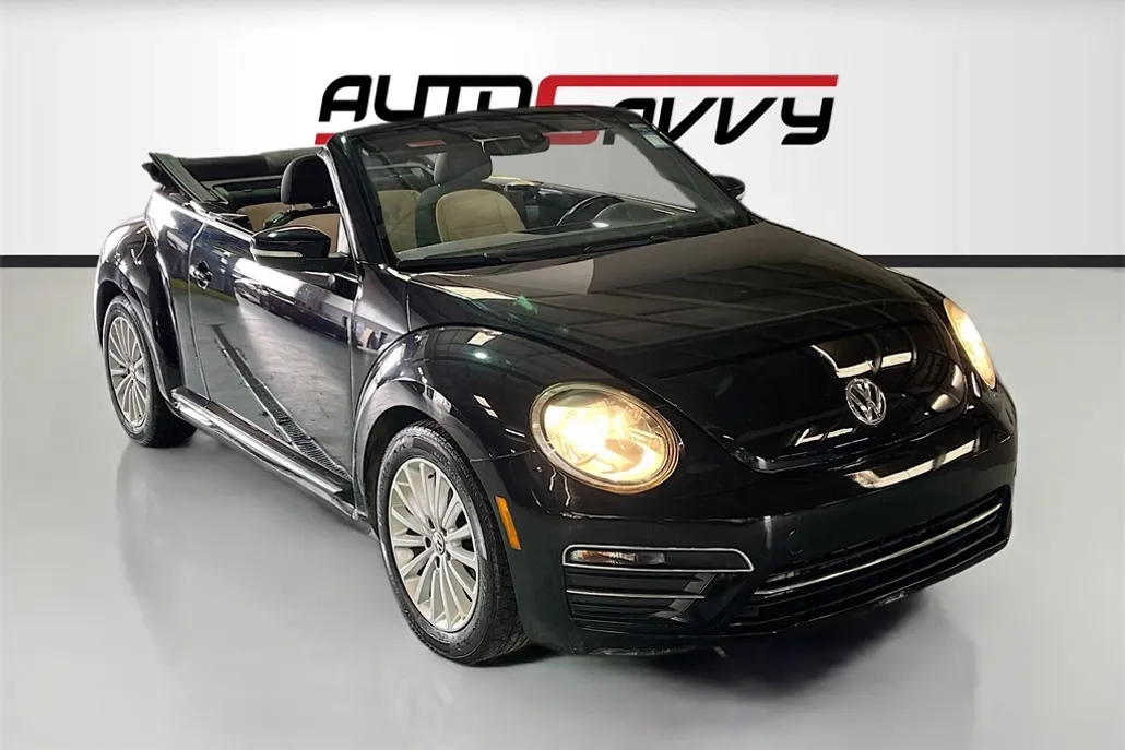 2019 Volkswagen Beetle Convertible Final Edition SE photo 1