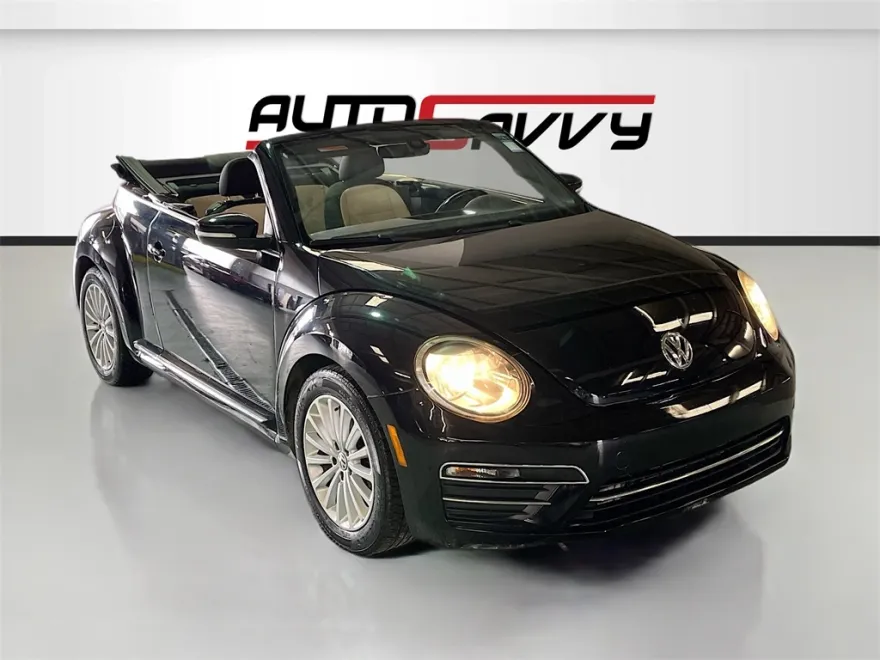 2019 Volkswagen Beetle Convertible Final Edition SE photo 1