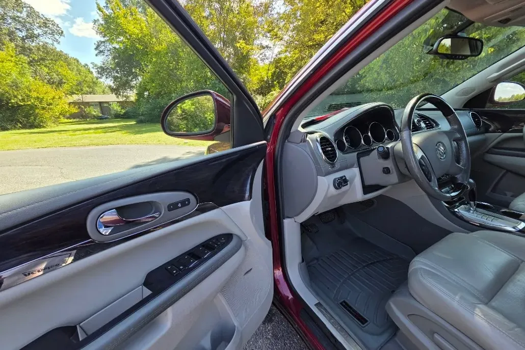 2015 Buick Enclave Premium photo 1