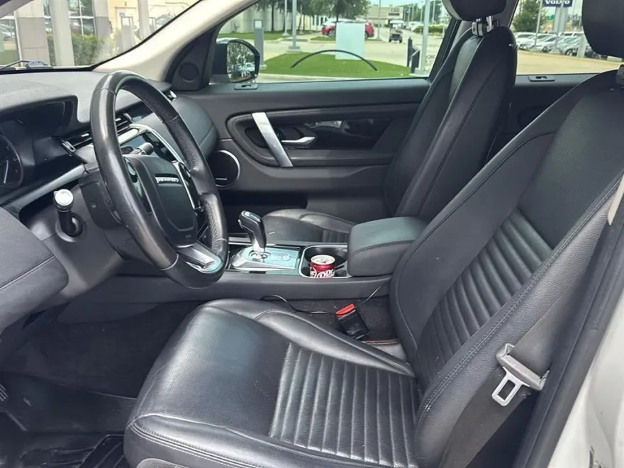 2020 Land Rover Discovery Sport S photo 1