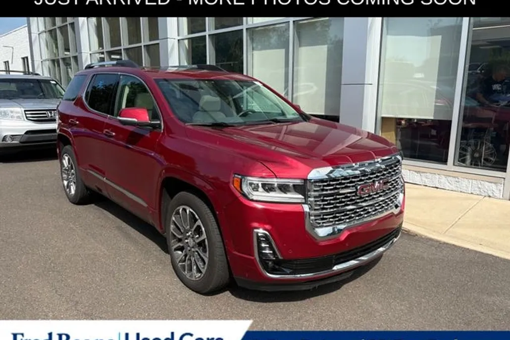 2020 Gmc Acadia Denali photo 1