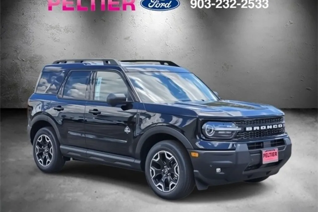 2025 Ford Bronco Sport Outer Banks photo 1