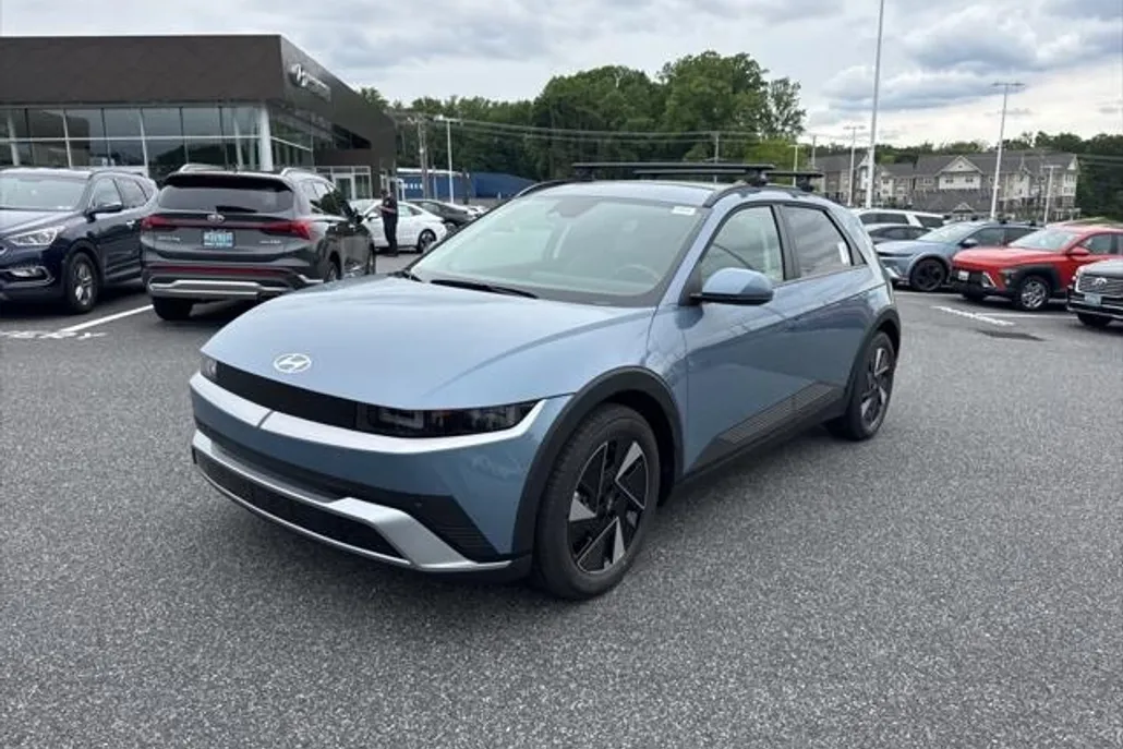 2025 Hyundai Ioniq 5 SEL photo 1