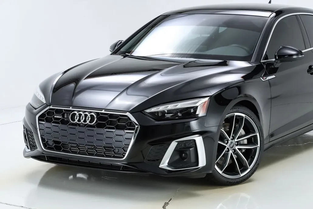 2024 Audi A5 45 S line Premium Plus photo 1