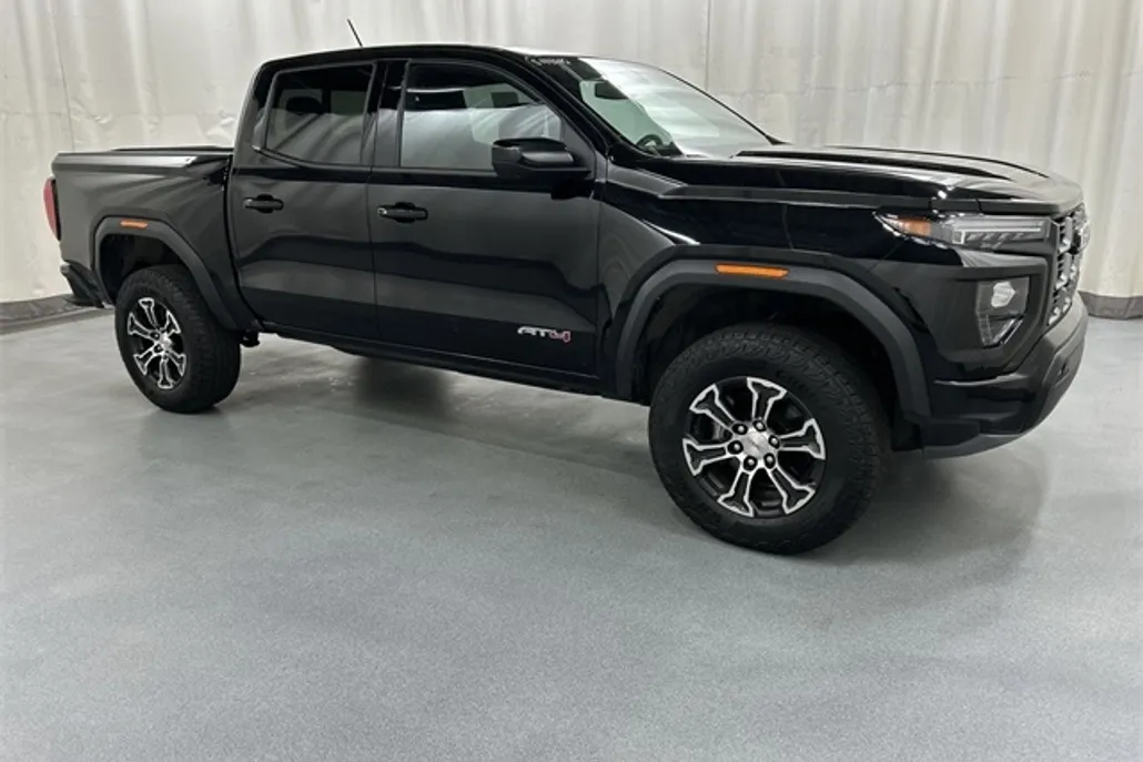 2023 Gmc Canyon AT4 photo 1