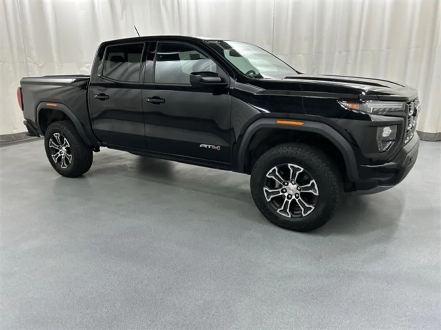 2023 Gmc Canyon AT4 photo 1