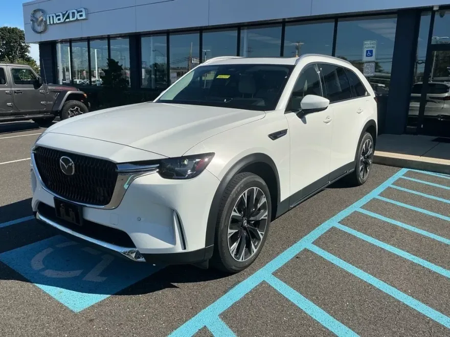 2024 Mazda CX-90 Premium Plus photo 1