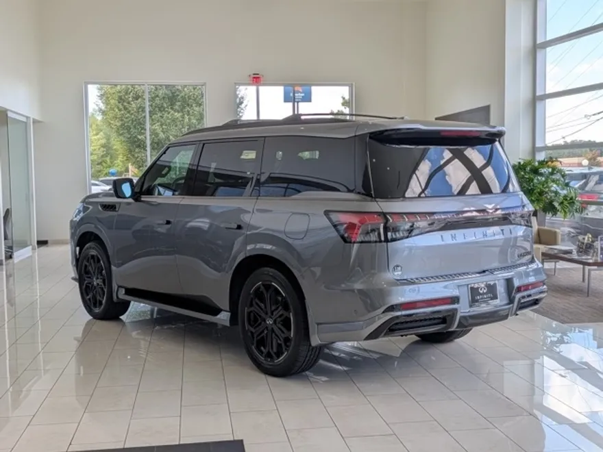 2026 Infiniti QX80 Sensory photo 1