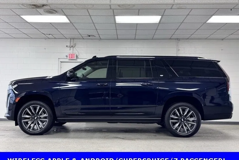 2024 Cadillac Escalade ESV Sport Platinum photo 1