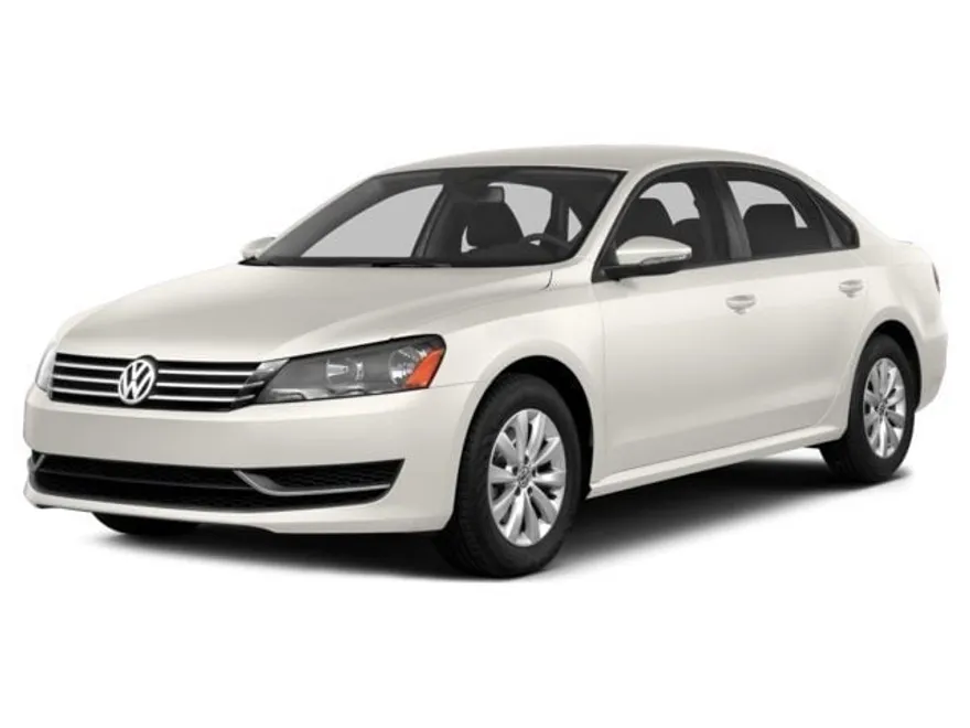 2014 Volkswagen Passat Wolfsburg Edition photo 1